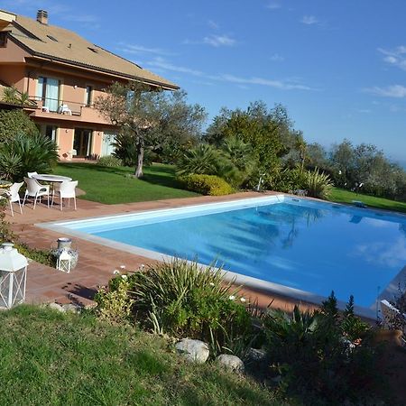 Villa Zagara Luxury Bed And Breakfast ペスカーラ エクステリア 写真