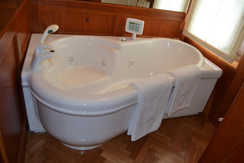 Villa Zagara Luxury Bed And Breakfast ペスカーラ 部屋 写真