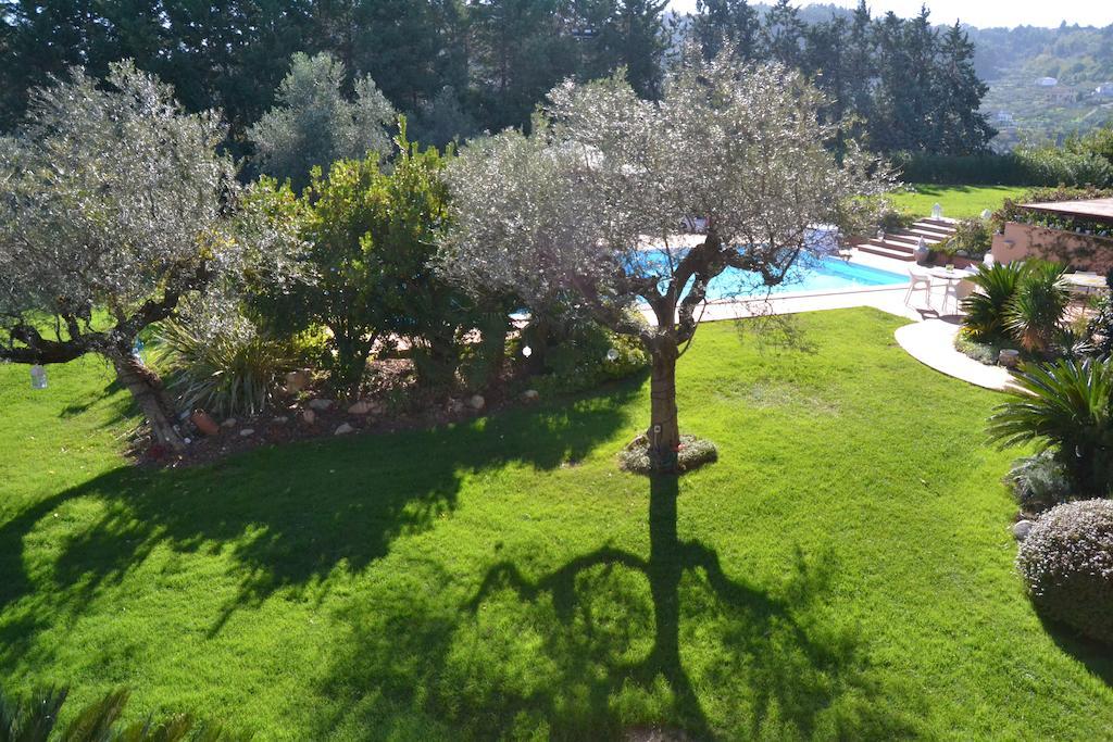 Villa Zagara Luxury Bed And Breakfast ペスカーラ 部屋 写真