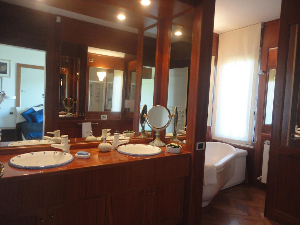 Villa Zagara Luxury Bed And Breakfast ペスカーラ 部屋 写真