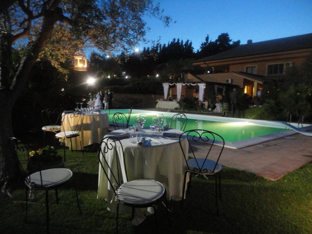Villa Zagara Luxury Bed And Breakfast ペスカーラ エクステリア 写真