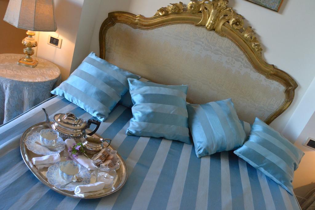 Villa Zagara Luxury Bed And Breakfast ペスカーラ 部屋 写真